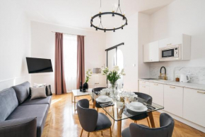 Luna Apartment - LoftAffair